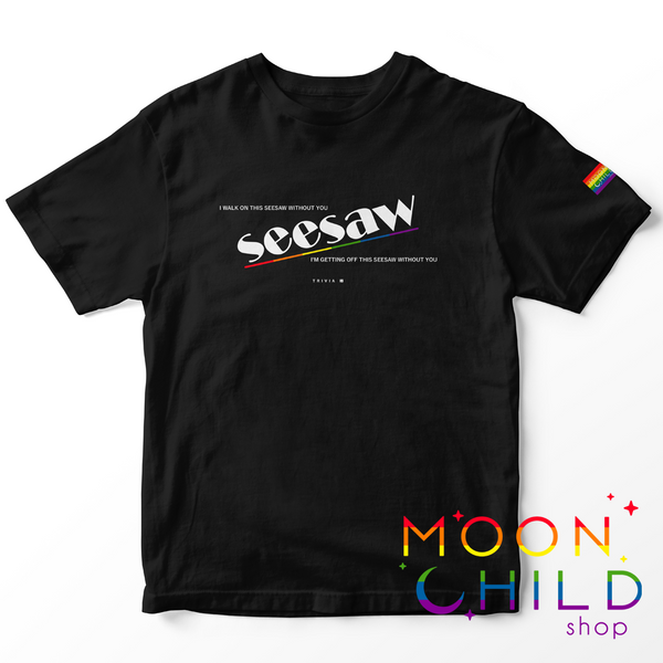 Answer : Trivia 轉 Seesaw T-Shirt